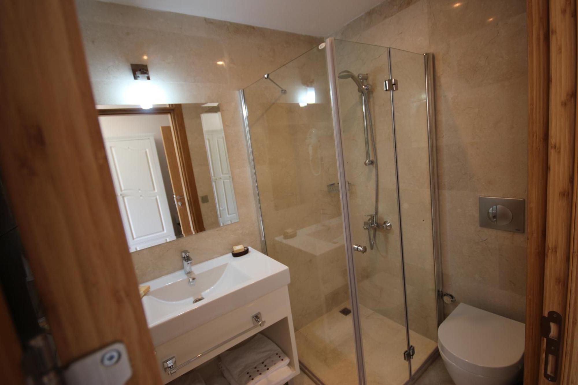 Myla Hotel Tuzla Istambul Extérieur photo